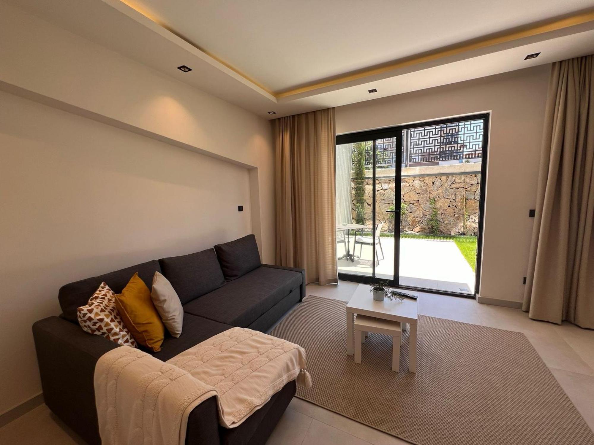 אלאניה Ulu Panorama Residence מראה חיצוני תמונה