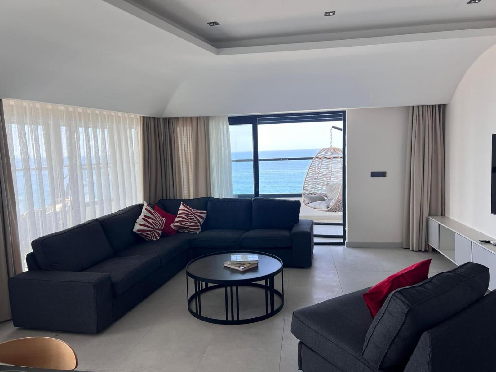 אלאניה Ulu Panorama Residence מראה חיצוני תמונה